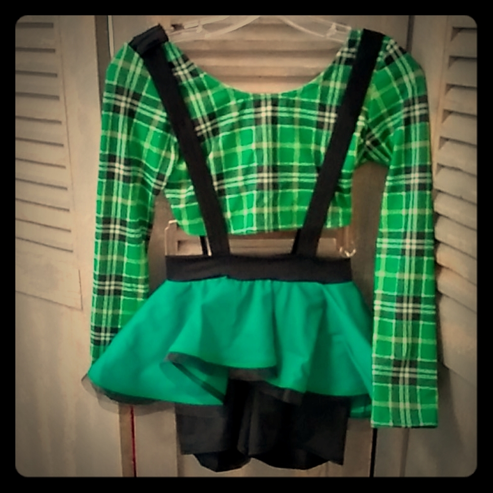 Kelle LC 'Girl on Fire' Schoolgirl Geek Costume